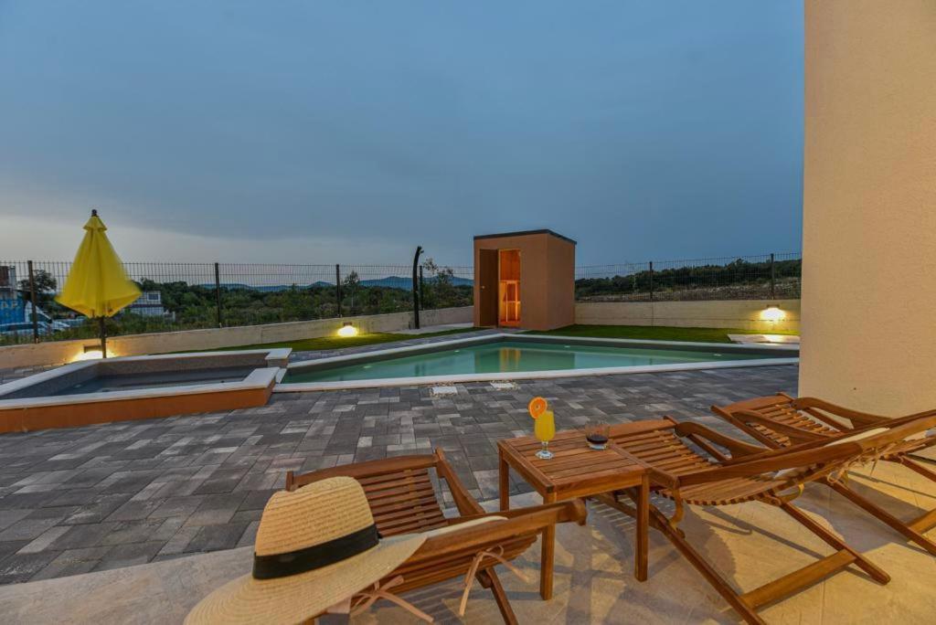 Villa Silente Sukošan Kültér fotó